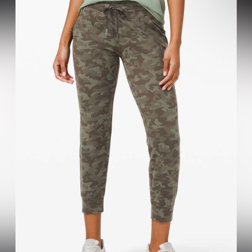 Lululemon Ready to Rulu jogger